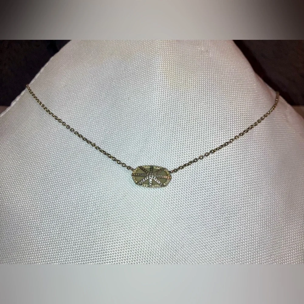 Vintage Kendra Scott Gold Plated Elisa Pendant Necklace - Picture 2 of 6